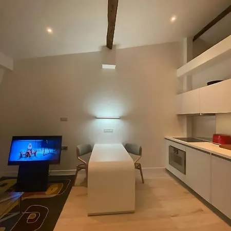 New Apartment Near Champs Elysees Paris Exterior photo